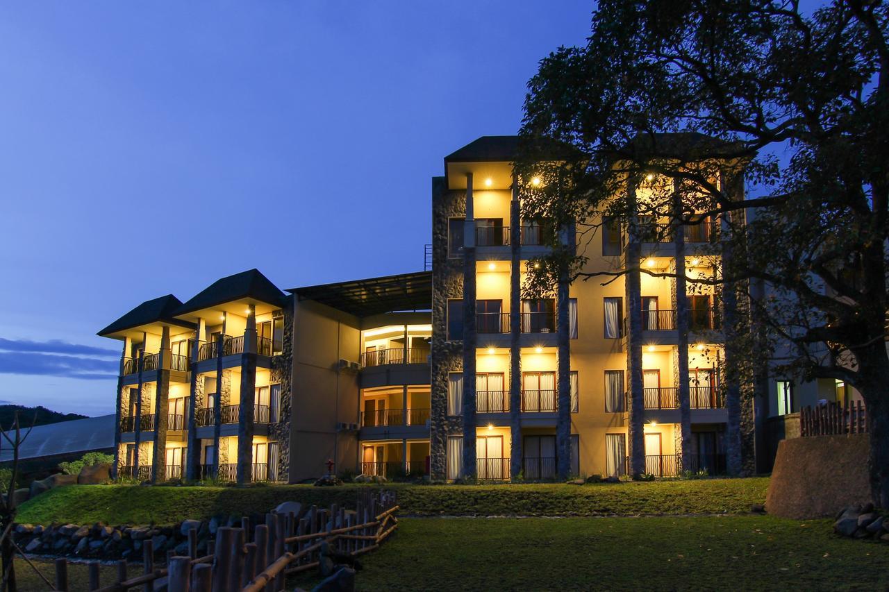 Baobab Safari Resort Prigen Luaran gambar